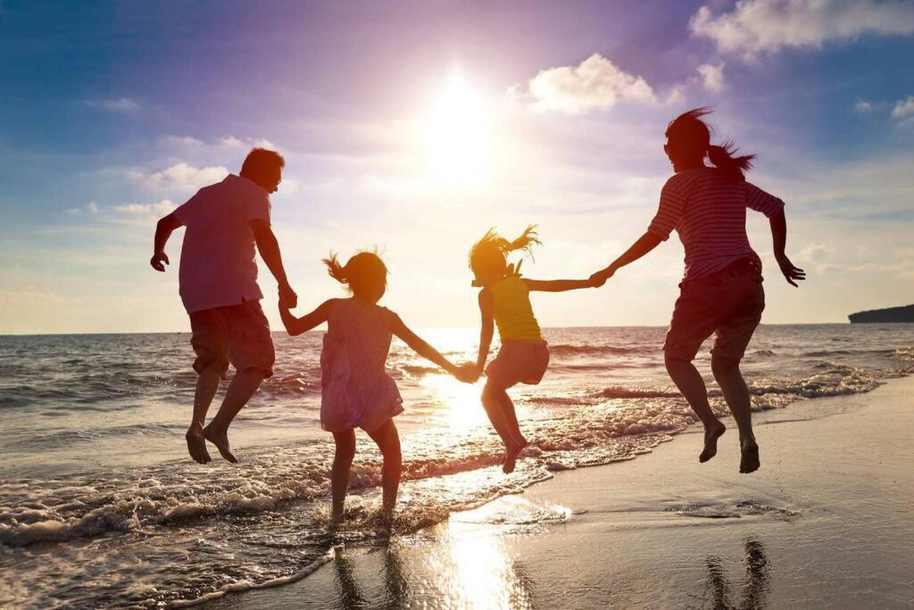 Oleholidays Carolina Golden Mile 300 Metros Playa * Marbella